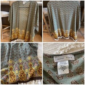 Emory Park Sage Green Kimono with Yellow Floral Border & Tassels